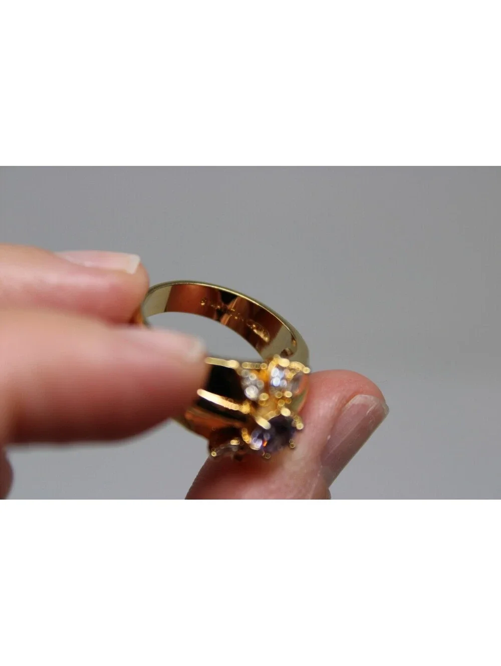 Vintage Gold Tone Lavender Rhinestone Flower Cocktail Ring Size 8 Statement